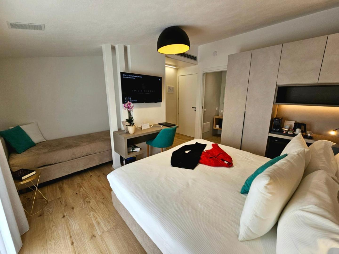 אולביה Chic & Charme Luxury Rooms מראה חיצוני תמונה